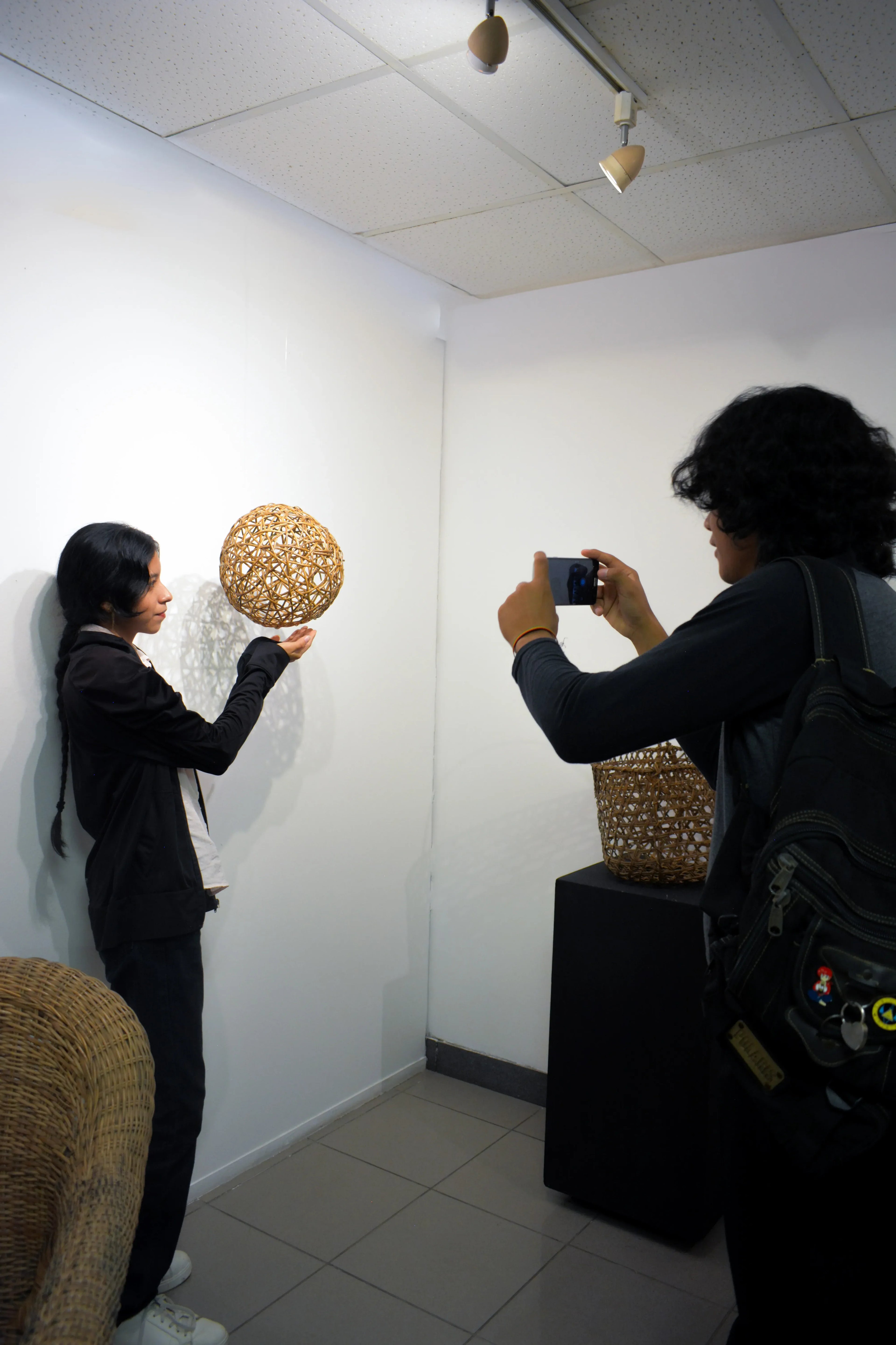 Taller de Piquigua: aprende y practica entralazados de objetos artesanales