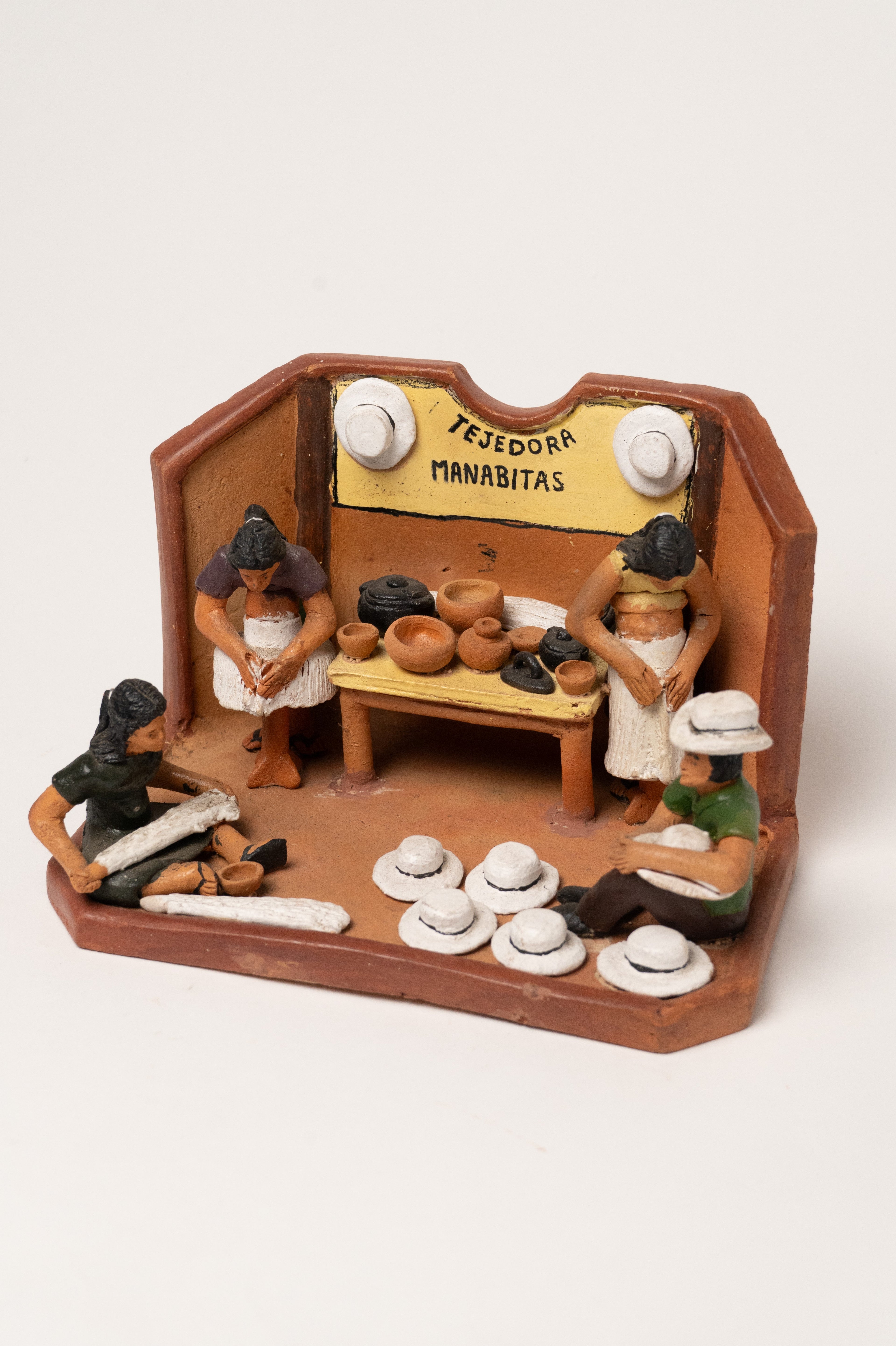 Taller de sombrero de paja toquilla